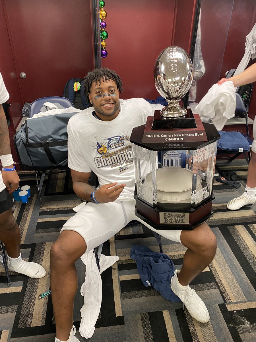 They ain’t believe in my DREAMS, had to make em BELIEVERS! 🙏🏾💫