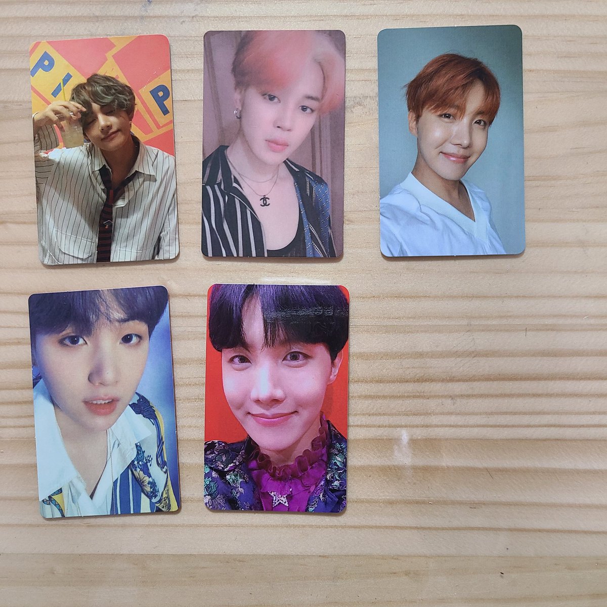vanteGOs's tweet photo. [ worldwide claim | #vanteclaims ]

bts | misc photocards

⤰ $6.75 each

✰ comment / dm to claim
✰ all photocards must be claimed in order to secure
✰ payment break down is in my masterlist
✰ availability below https://t.co/58PWzfAh9r