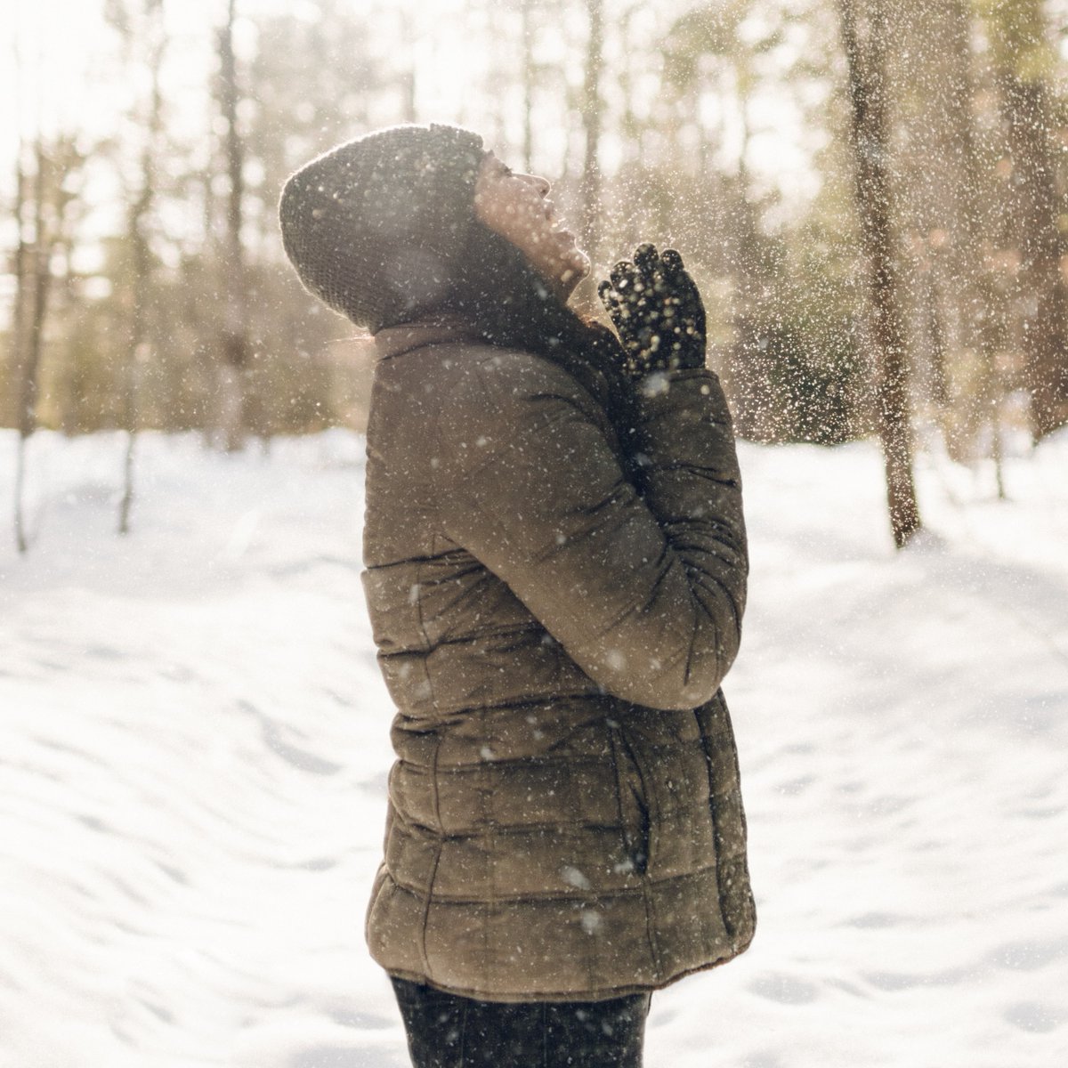 Happy Holidays Happy Girls! 🎄 After this tough year, we hope you have a season that is filled with peace and joy. We are looking forward to celebrating with you during all our Happy Girls Runs in the upcoming year. Hope to see you out there 😀