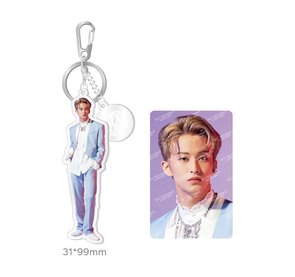 Mark_NCTCL's tweet photo. [Oficial l 201224] Merchandise oficial de nuestro #Mark para “Beyond LIVE - NCT 2020: RESONANCE ‘Global Wave’” en  el sitio web de SM global shop.
⁣⁣
Link. https://t.co/iRcnAXweck

Cr.smglobalshop⁣⁣
Vía. nctmarkarchive⁣⁣
[Mark Chile] https://t.co/ZZJd2sssV9