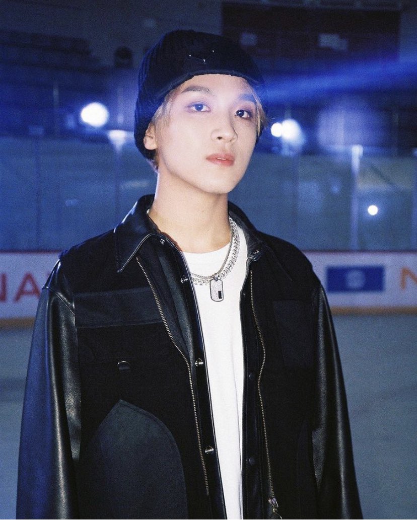 hyuckyes's tweet photo. !! looking for moots !!

- just started to try being more active on twt again :)
- my ult bias is obv haechan 
- based in uk/sg 
- a multi as well: obsessed w red velvet, gfriend, chungha, got7, sf9, nct obviously, blackpink
- interact w me pls heheh.

 #NCT https://t.co/sSYKRlIupx