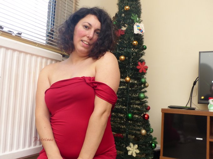 Seasons greetings Felices fiestas  #Christmas #ChristmasTree https://t.co/UuOIpd8tIA<a href="/tag/christmas"class="tags">#Christmas</a><a href="/tag/christmastree"class="tags"><span>#christmastree</span></a>