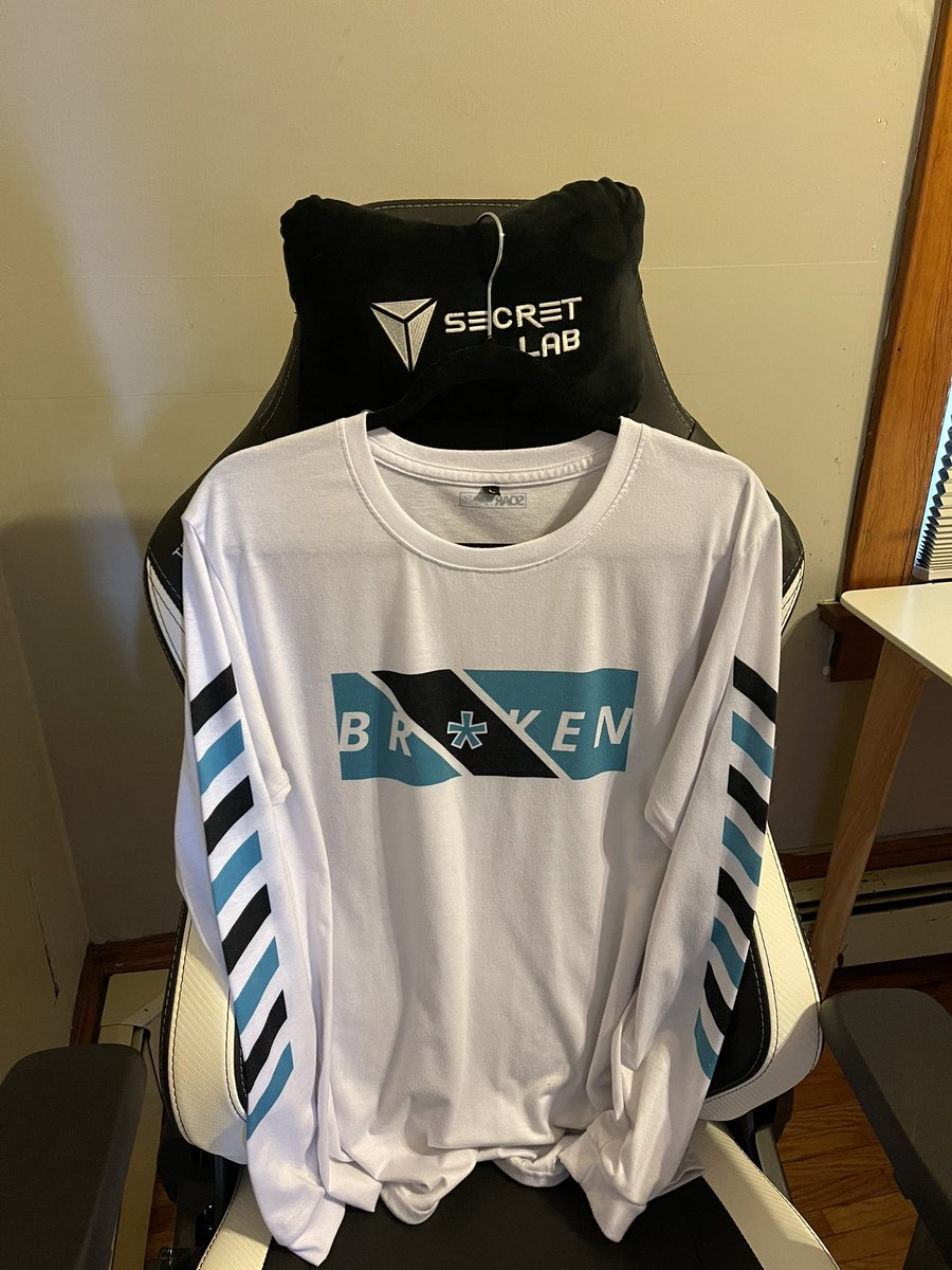 Lance_Warner_'s tweet photo. Christmas Giveaway! 

This one is very special. I am giving away one of the first EVER pieces of apparel for @OfficialBR_KEN (never worn)! This has been a background staple of my stream since I started. I’ll sign it (if wanted) and ship it to the winner!

Retweet+Follow to enter! https://t.co/mZ12qmBovb