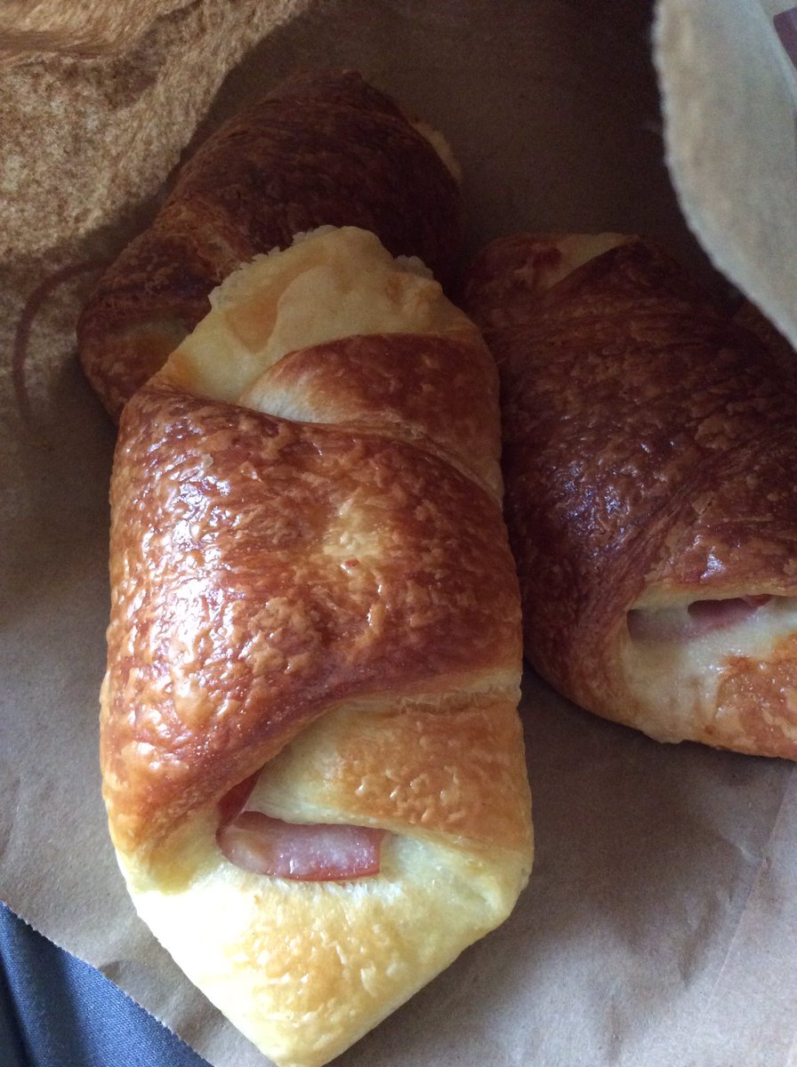 SparkleOfAStar's tweet photo. Surprise Christmas Eve noms for brunch wife brought home!  Ham &amp; cheese croissants and pull aparts.  And an Applicious which is an apple and caramel delight!  Aziraphale would approve &amp; appreciate! #cobbsbread https://t.co/awBLBbKJyI