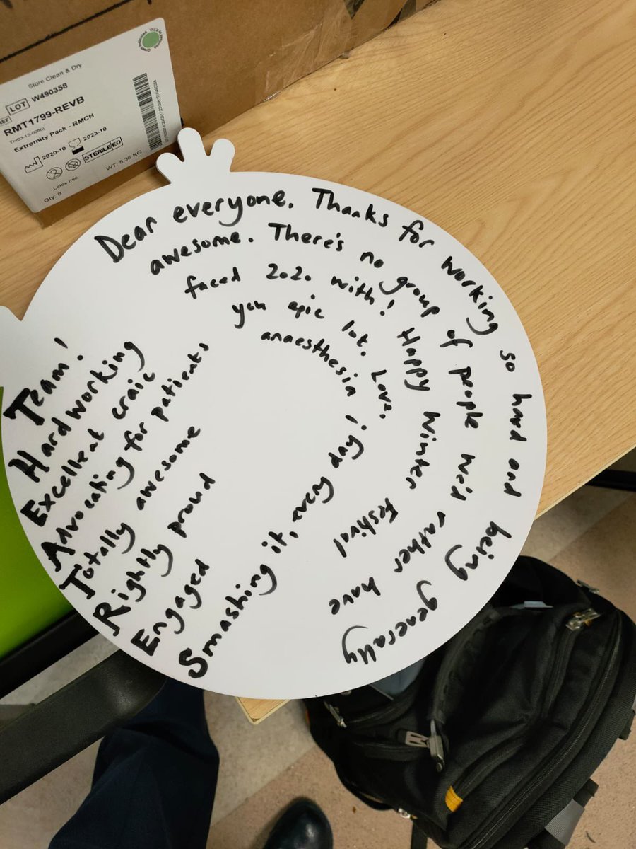 RMCH_Theatres's tweet photo. Pampering kit from our own Anaesthetists @RMCH_Theatres 🎄🎁❤️🍾 Drinks carry NO anaesthetic effect, but feeling of appreciation, support and togetherness👩‍⚕️👨‍⚕️😷 What a Team❤️🥰How wonderful ❤️❤️🥰🥰   Thank You 👍#OurFamilyCaringForYours @RMCHosp @MFTnhs https://t.co/kfrkUzgQwB