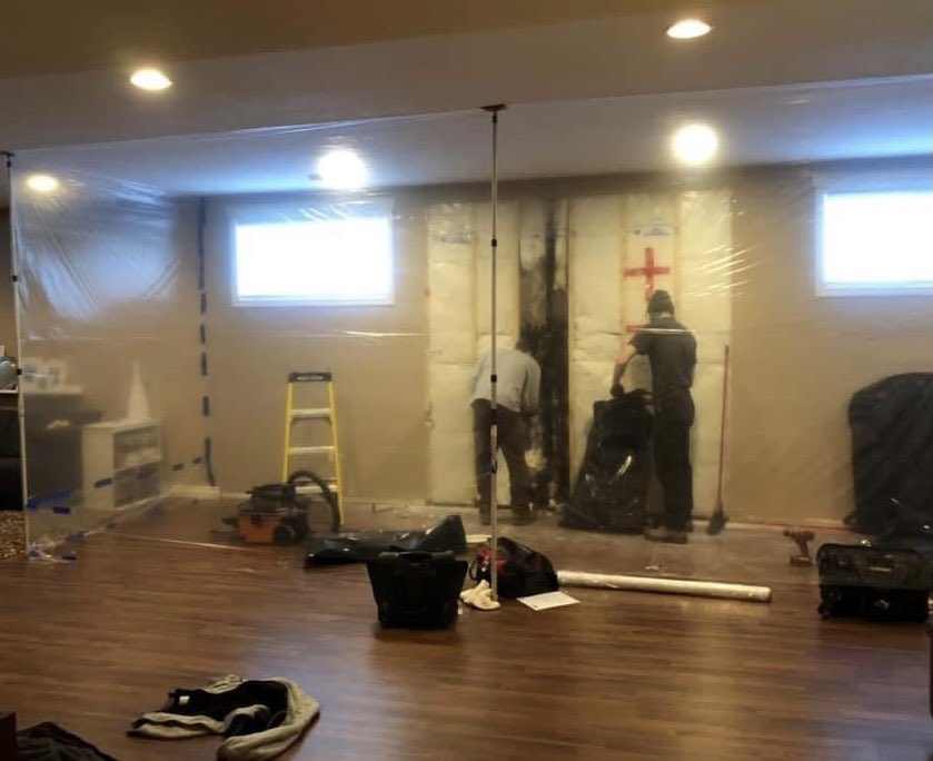 robmakowsky's tweet image. Kitchen sink drain = 1
Basement = 0

Merry Christmas Eve!

#2020Sucks 
#2021WillBeBetter 😊