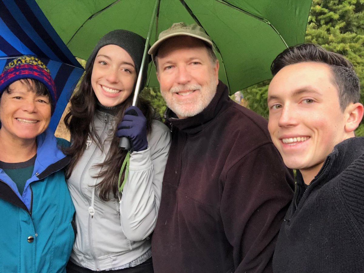 LosAltosCF's tweet photo. "LACF’s Nonprofit Relief Fund allowed us to quickly and efficiently support local needs during the COVID-19 pandemic. Thank you, LACF, for all you do for our community!"

The Frees Family, Los Altos Residents
https://t.co/aZe58EQAcF https://t.co/zWc64W6KSW
