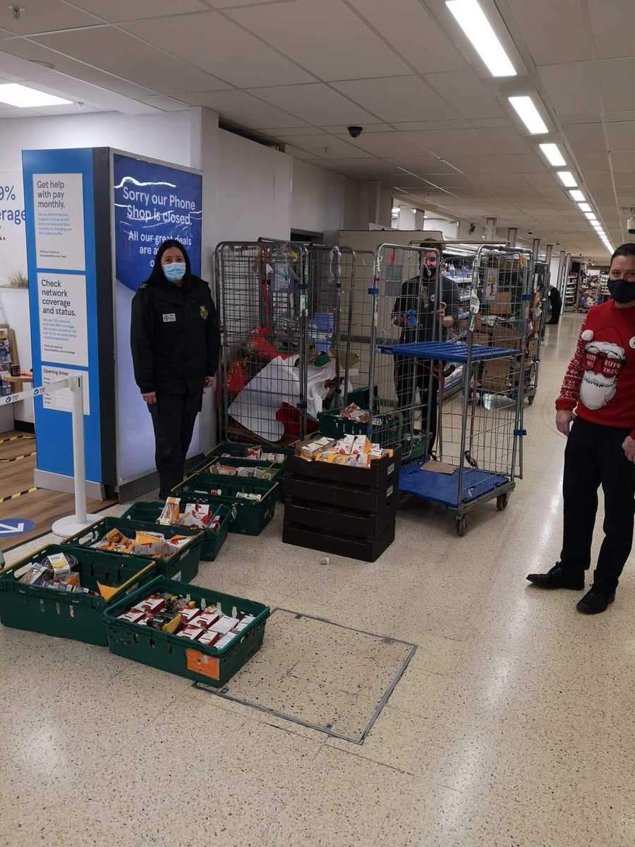 Olliehughes09's tweet photo. Huge thank you again to @MerthyrTesco for your very generous donations, incredibly kind in support of our crews and military personnel working over Christmas 🎄🥰👏
@WelshAmbulance @CollinsMcpheat https://t.co/n53uXjLCpA