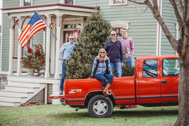 ABSeaInterline's tweet photo. We Wish You A Very Merry Christmas! https://t.co/QH1LcZ3DDI https://t.co/FNP6Jh7QVc