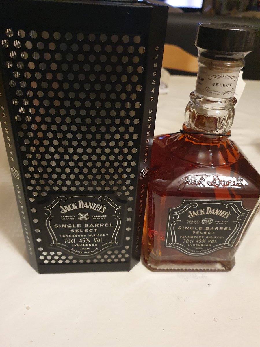 fifasnake's tweet image. #avecmoderation 😉