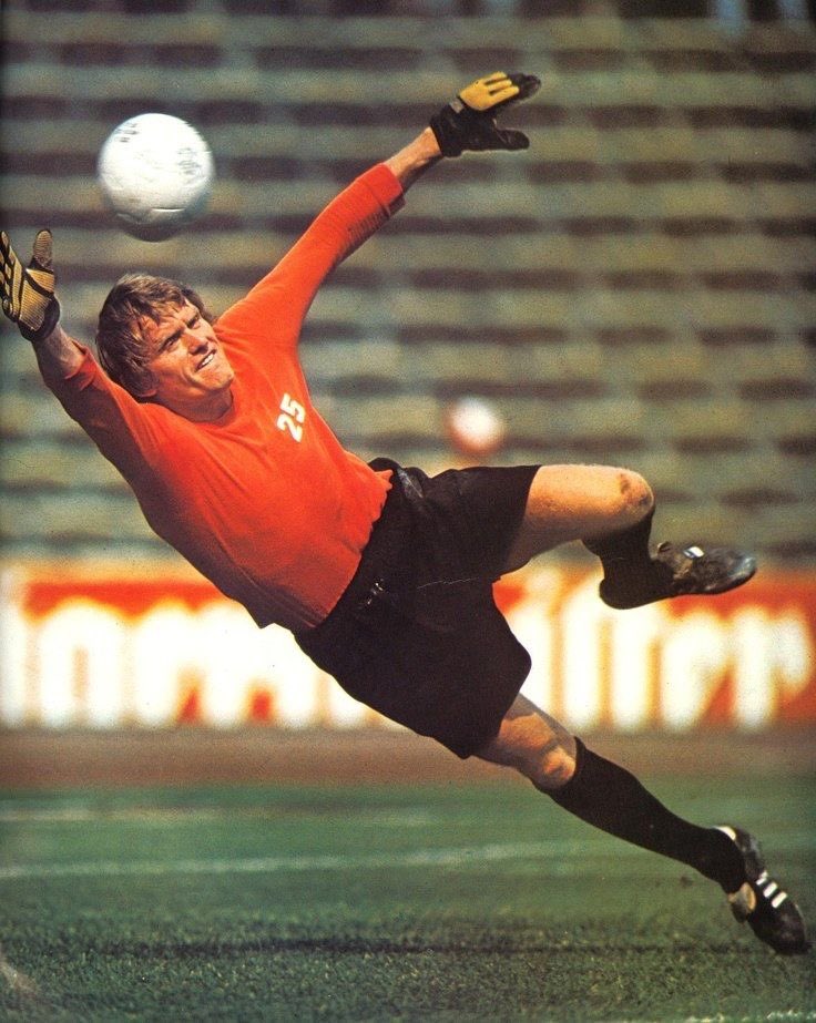 PortieriSiNasce's tweet photo. #SeppMaier
#GermanGK 🇩🇪
#legend https://t.co/ATdLGakzmP