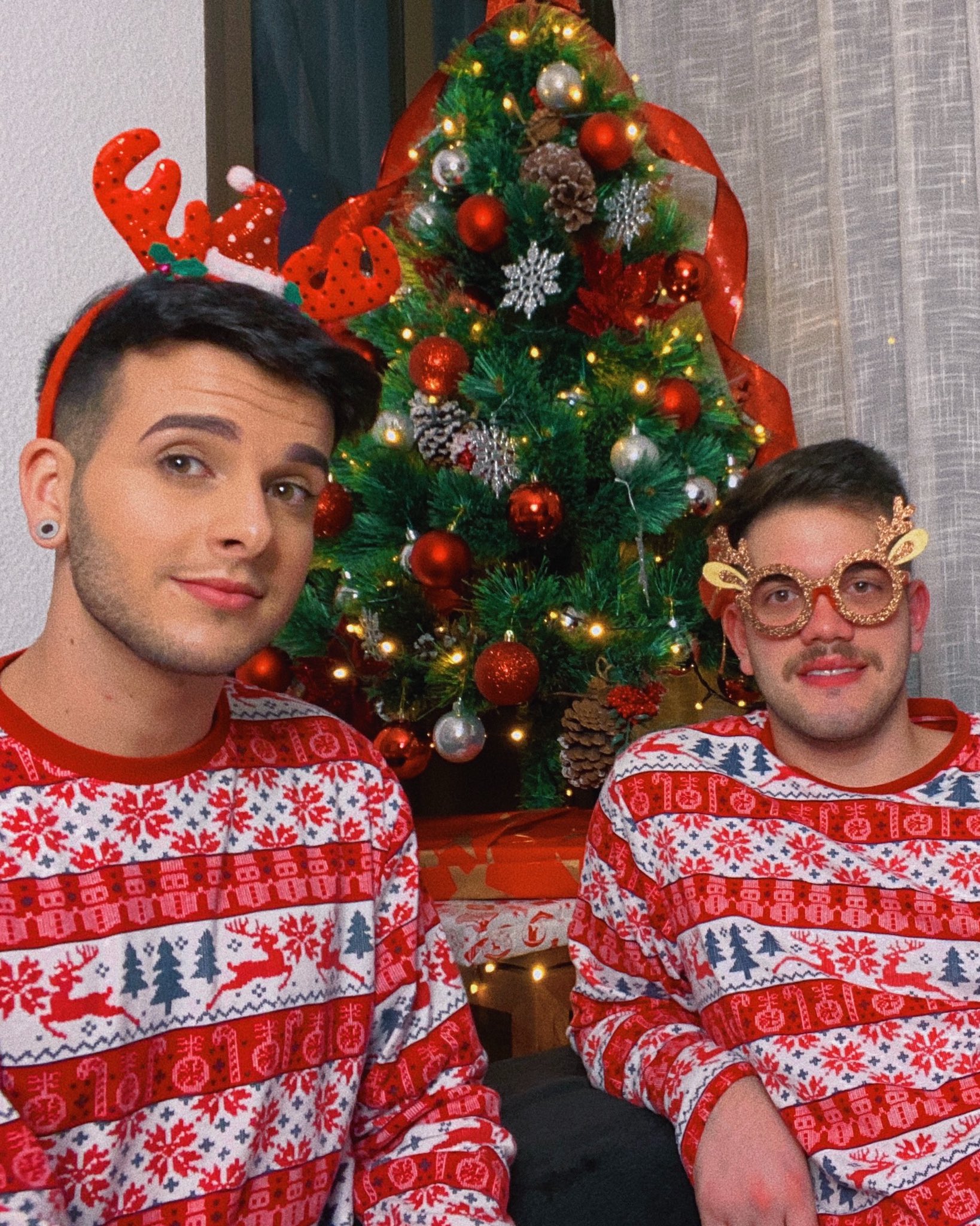 1 pic. Which gift do you prefer ? or ??
Merry Christmas to all our followers, thank you very much for