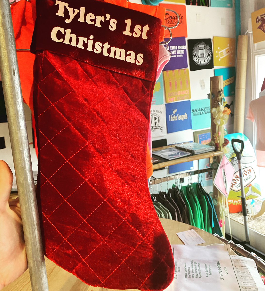 teekihut's tweet photo. Merry Christmas Eve &amp; Happy Holidays to everyone, from all of us at Teeki Hut!

#teekihuttees https://t.co/HwTsAbWfo7