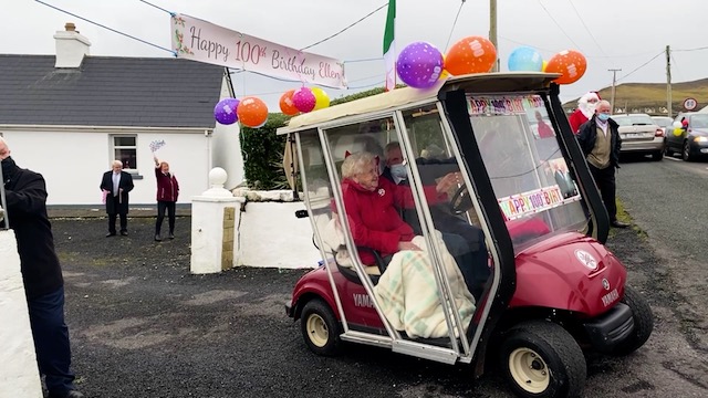 irishtimesvideo's tweet photo. ► VIDEO: Residents of Achill Island celebrate local woman Ellen Fadian's 100th birthday with a socially distant parade https://t.co/11Zo9UVrg6 https://t.co/xDZQhboKqm