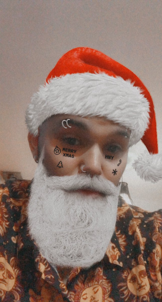 PablanaOSRS's tweet photo. Happy xmas 2 all my boys 🎅🏼🎅🏼🖤🖤 sharkout #santashark #yap #allpets https://t.co/9M3o5rkoEM