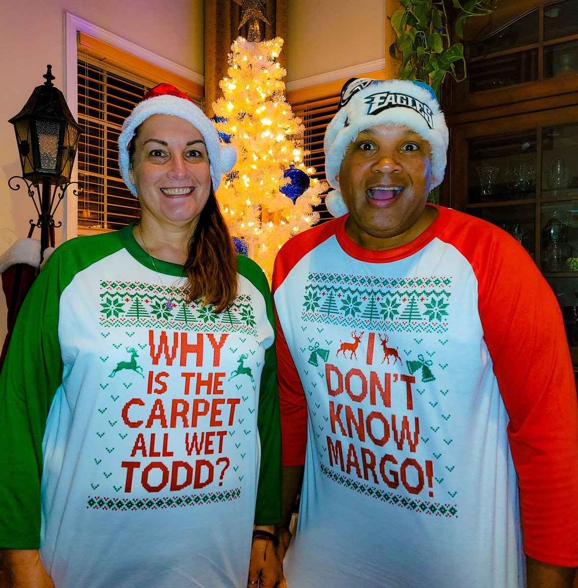 citysims's tweet photo. Merry Christmas to all! Especially @OfficialJLD and #Nicholasguest We understand, Living next door to The #Griswalds can be a little troubling during this time of year #ChristmasVacation #MerryChristmas https://t.co/UeXz0BOENj