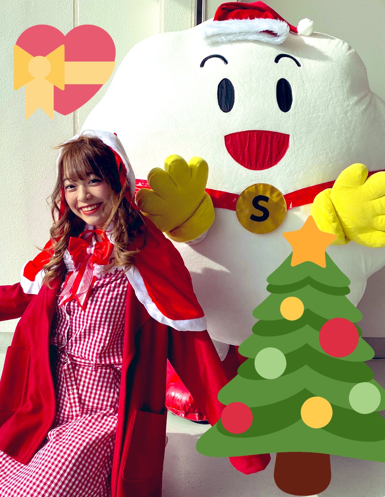 新宿あわわ 公式 Cp最終日 メリークリスマス 新宿区のキャラ仲間の新宿シンちゃん Shinjuku Info あわ 服装がサンタさんっぽいからクリスマスにご紹介したあわ 新宿シンちゃんは新宿区の防犯マスコットでやなせたかし先生が新宿区に寄贈して