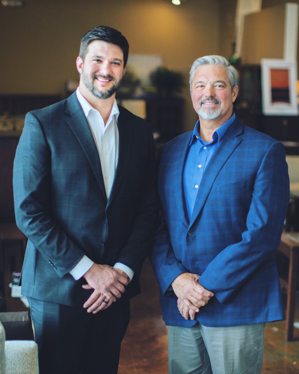 BradenStyle's tweet photo. Braden’s will be closed Christmas Eve &amp; Christmas Day. We wish you a very Merry Christmas with hopes that we can all focus on what matters most—the coming of our Lord Jesus Christ. 

May God bless you and yours with much peace and joy this holiday season, Gary &amp; Nick Braden. https://t.co/5UlP5AfTHK