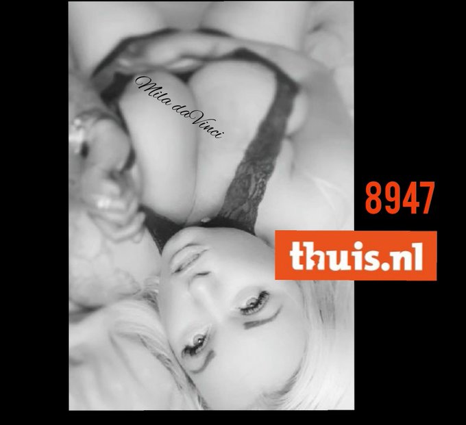 De lekkerste feestdagen vier je bij @Thuisnl ! Ik ben over ongeveer 15 min online kom je gezellig kerstavond