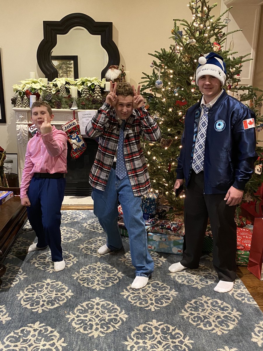 MarkNJAshcroft's tweet photo. Merry Christmas to everyone! The #TrioOfTerror has recreated my profile pic! #MerryChristmas #WashYourHands https://t.co/uCt7Nm5RRm