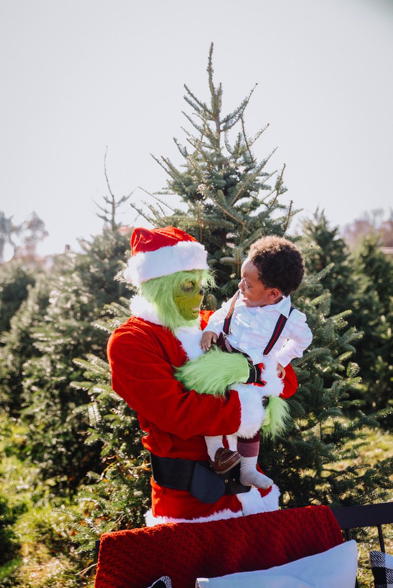 kwab3na7's tweet photo. Merry Christmas Eve https://t.co/9MkBTpzzT7