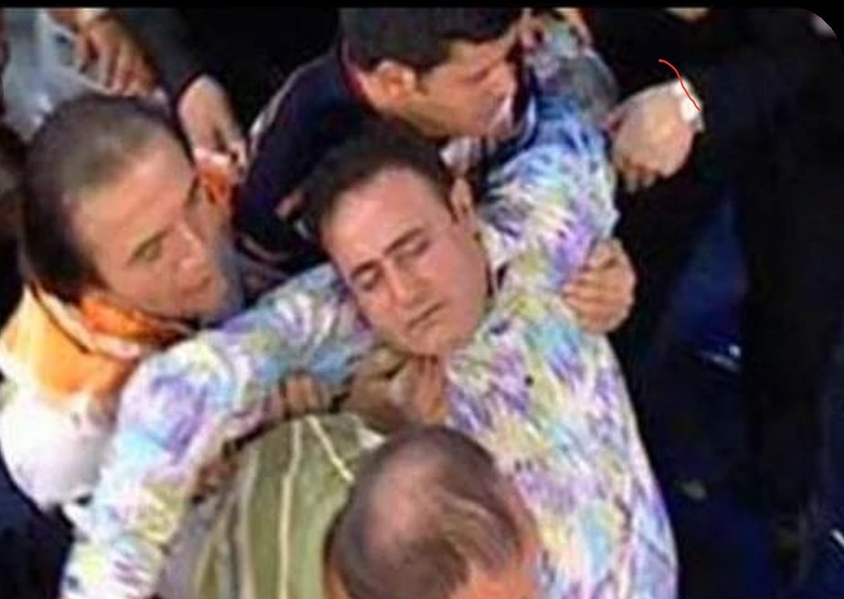 1. İçimizden gelmeyen bir şeyi
yapmak zorunda olduğumuzda
2. Akıl verildiğinde
3. Gereksiz yorum yapıldığında
4. Hayır dediğimiz şeyde ısrar edildiğinde
5. Adımıza karar verildiğinde 
6. Bir ortamda istemediğimiz birini gördüğümüzde
7. Düzenimize karışıldığında

Biz Kovalar: