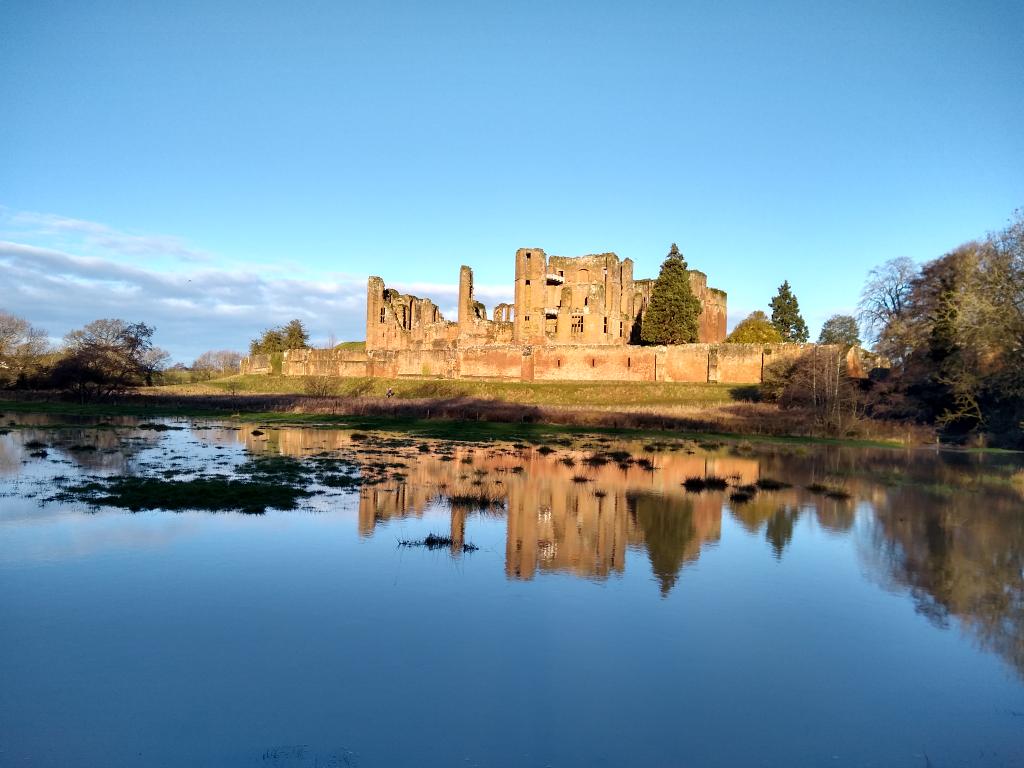 covunigrounds's tweet image. Reflections, Kenilworth castle on a glorious winter's day.