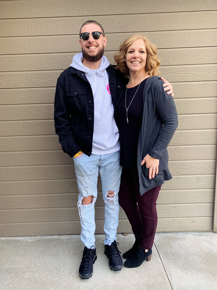 riley_braden23's tweet photo. Merry Christmas from The Riley’s🤞🏼 https://t.co/rk9IDaBj3f