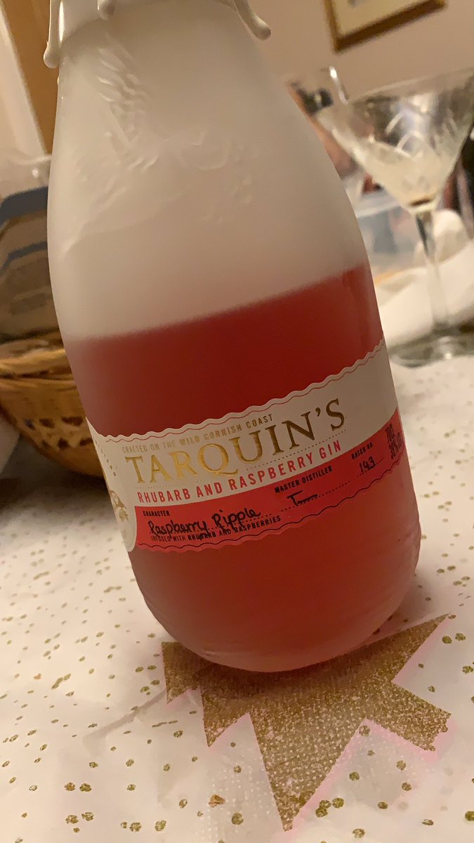 Was gifted a bottle of this absolutely delightful stuff, <a href="/tarquinsgin/">TARQUIN'S GIN</a> fair play to ya all 🎉🥴