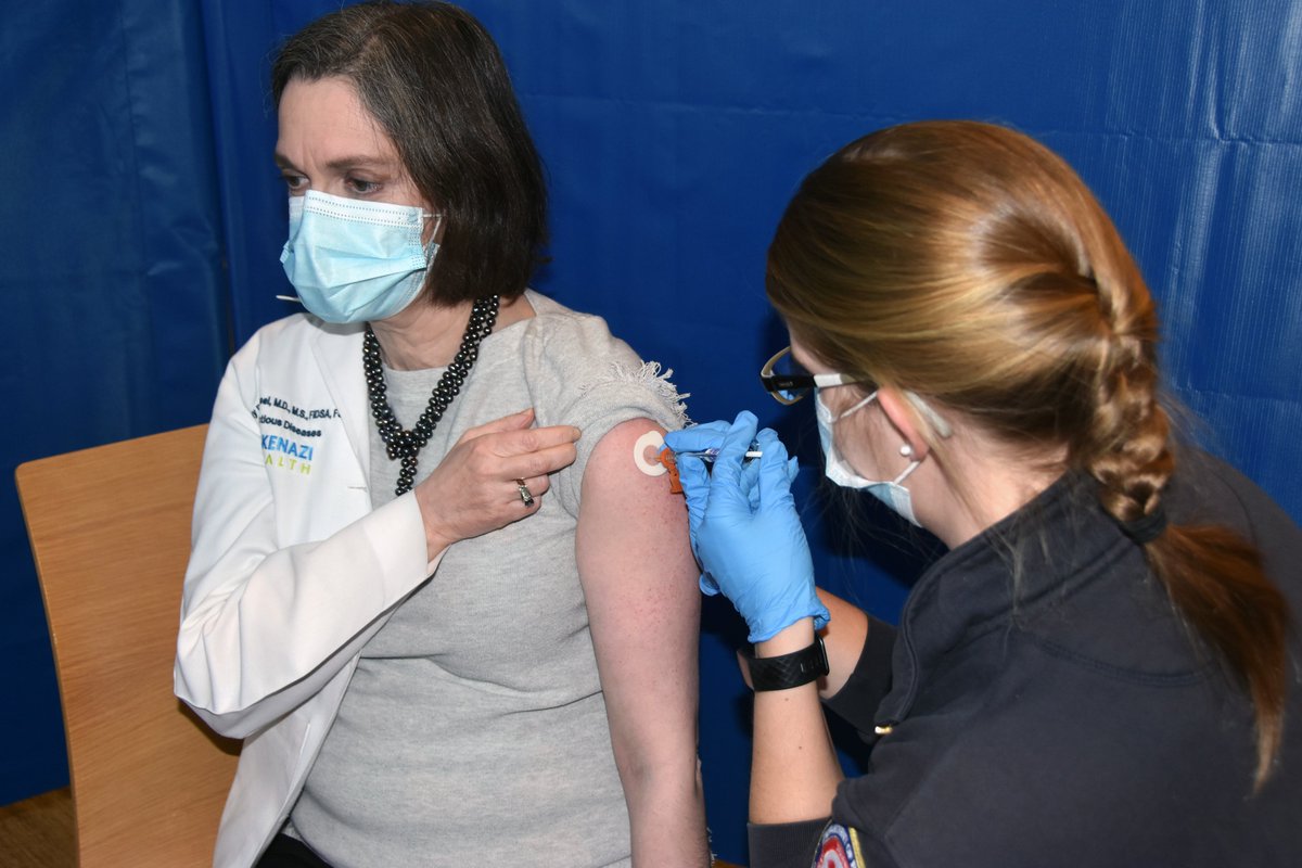 I've been too busy helping <a href="/EskenaziHealth/">Eskenazi Health</a> handle #COVID19 to tweet.  But I am so excited to have received the #CovidVaccine yesterday at Eskenazi. This is the beginning of the end of #Covid.  Kudos to Eskenazi Health, <a href="/IUIDfellowship/">Indiana University Infectious Diseases Fellowship</a>, <a href="/StateHealthIN/">Indiana Department of Health</a> .