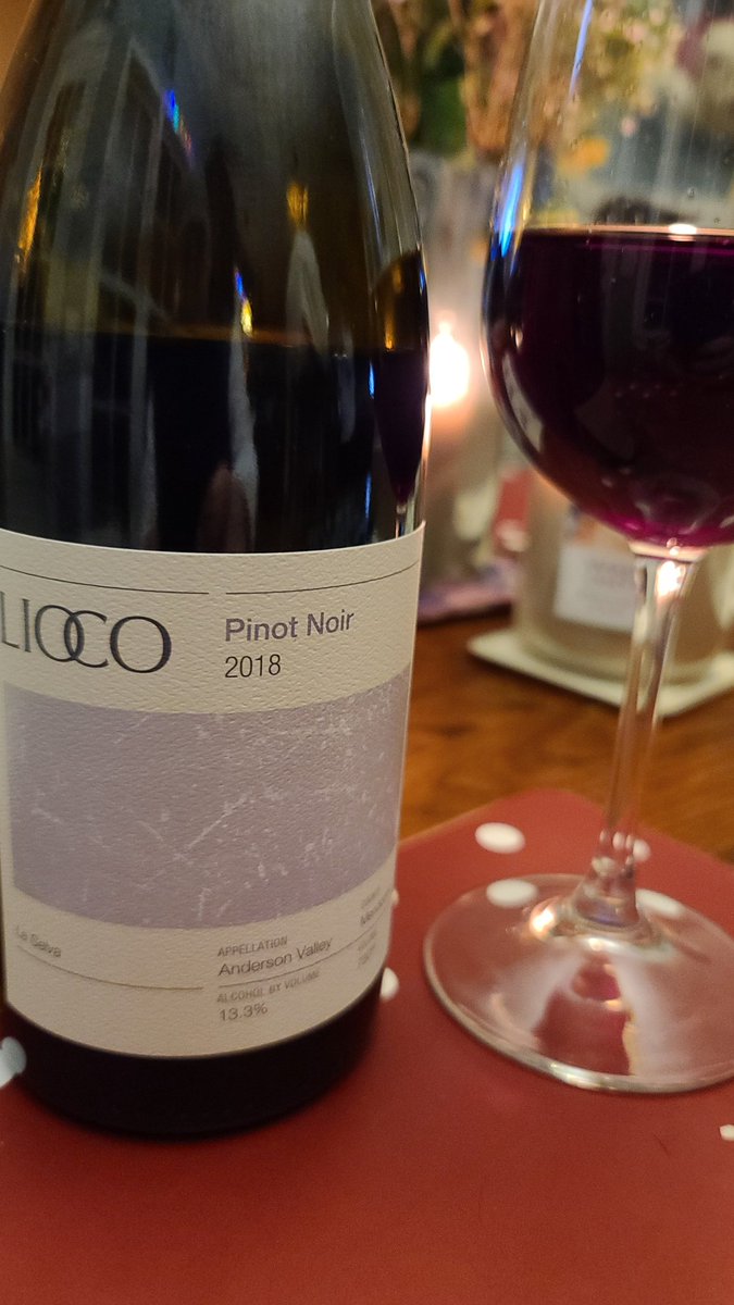 mdolan1's tweet photo. Always a favotite....getting Christmas eve started. #fatirishwineguy #lioco https://t.co/MNuim20N38