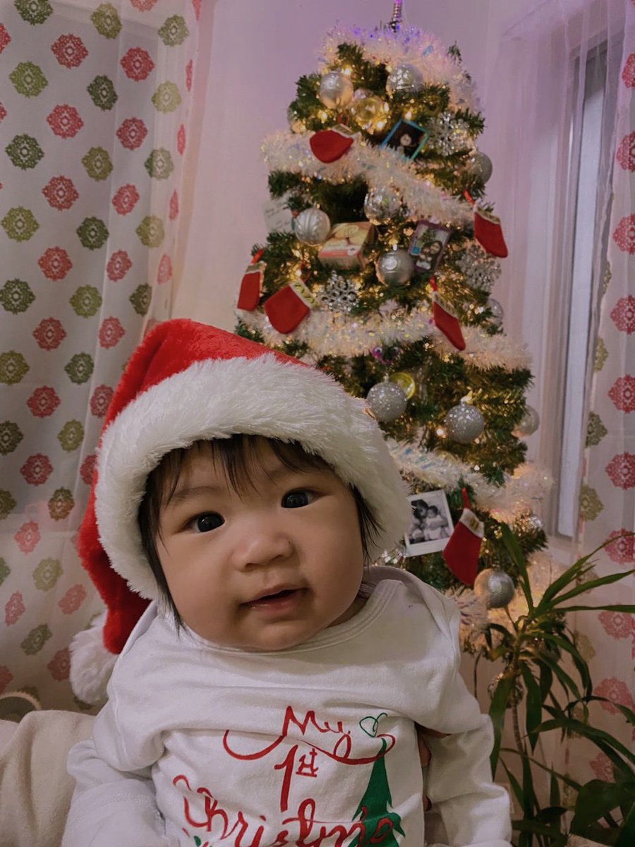 _jinav's tweet photo. 🎄 MERRY CHRISTMAS 🎄 https://t.co/aWvHAG9z1V