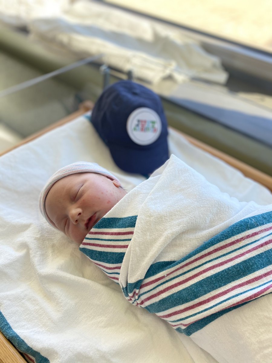 ZoeShea1997's tweet photo. I’m a mommy 🥺💙 https://t.co/p4B5JOFYjP