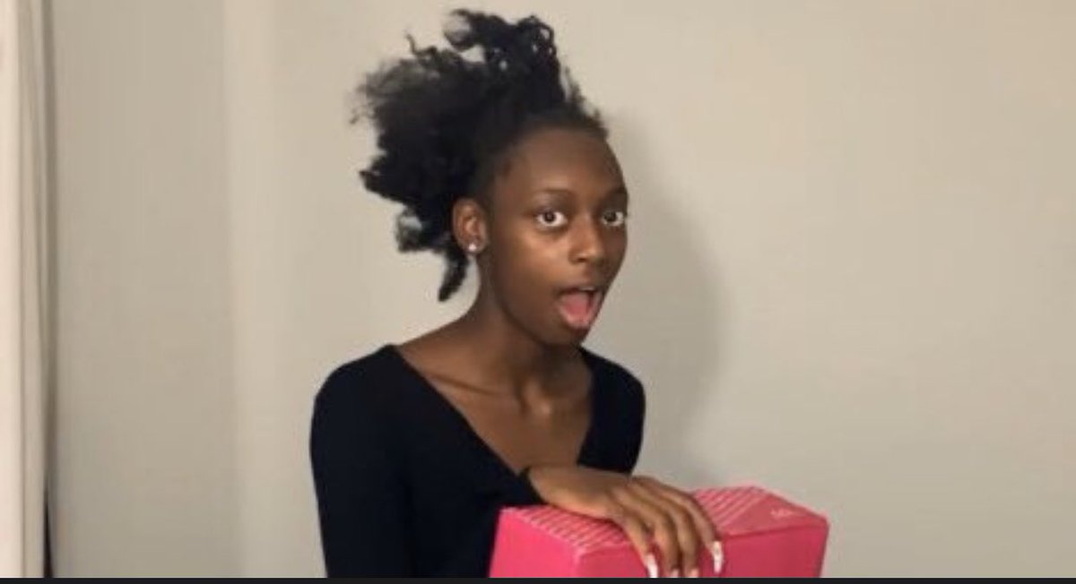sourpatchnonya's tweet photo. It’s little things like this that remind me why I love twitter so much 😭🤣🤣 https://t.co/LaubWzBc0M