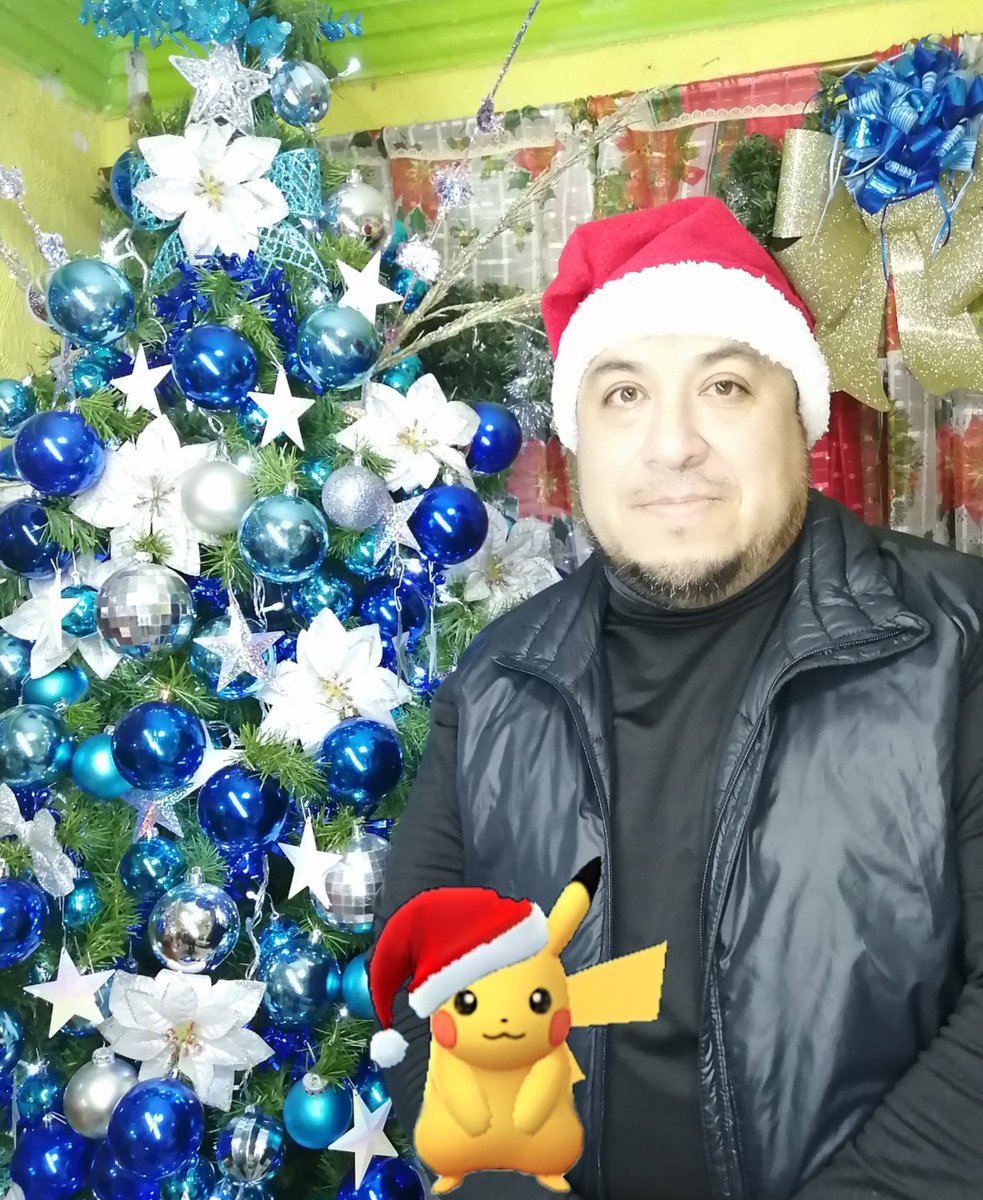 roor202003's tweet photo. @pokepoechat Merry Christmas! #PokemonGO #POKEAVENTURA #GOSNAPSHOTMX #NAVIDADSEGURAYFELIZ https://t.co/BvtTiuV86R