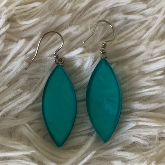 Amanda Newell tweet media