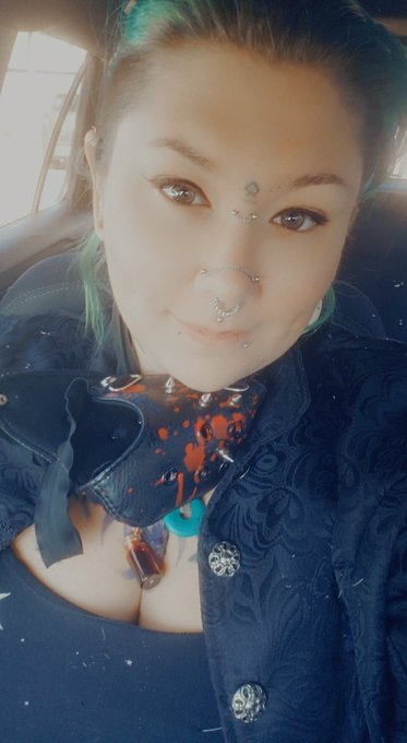 Happy holidays, all! https://t.co/jAefAd8JRD