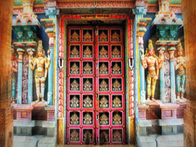 Vaikunta Dwaram is a special door near Garbha Griham. Those who enter through this Dwaram and exit through another door will get the Punya of visiting Vaikuntam.Padma Purana indicates that Vishnu took the form of Ekadashi ( female form) to kill Asura named Mura