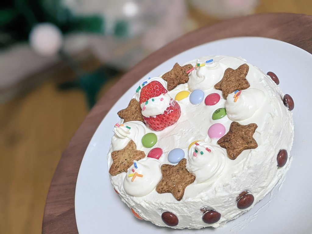 🎄⛄Merry X'mas🎅💫⛄🎄
ケーキ作ったあああ！！！！！！！！
雑いけど喜んでくれたらそれで良い。