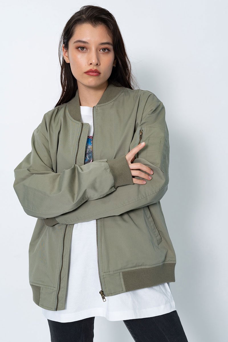 DeToNator_GG's tweet photo. 【新作｜DETONATOR FASHION👕】

   █│  MA-1   
   ￣￣￣￣￣￣￣￣￣￣￣￣￣￣￣￣
   [カラー]  ブラック / カーキ

   ▼詳しくは #DTNF 販売サイト
   https://t.co/GiMu78btc7 https://t.co/bvCrF946qi