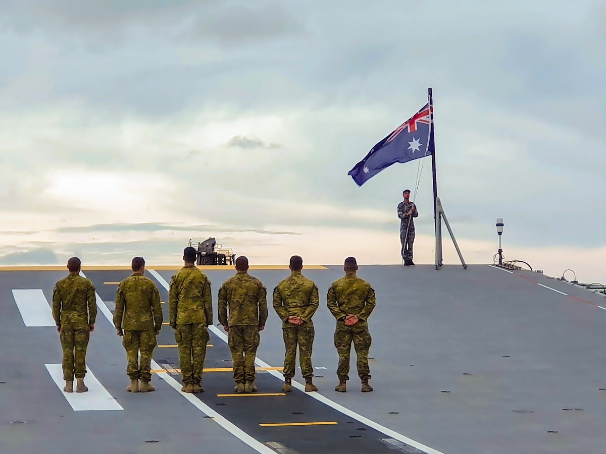 600 #YourADF personnel aboard #HMASAdelaide have set sail from Brisbane & are en route to Fiji to support our Fijian Vuvale with recovery efforts following #TCYasa. Thank you to the personnel who are missing Christmas & thank you to their families for their love & support. 🎄