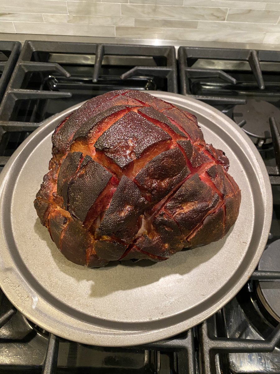 MikeNavel's tweet photo. That’ll do. Christmas meat candy. https://t.co/it0yL7kAsx