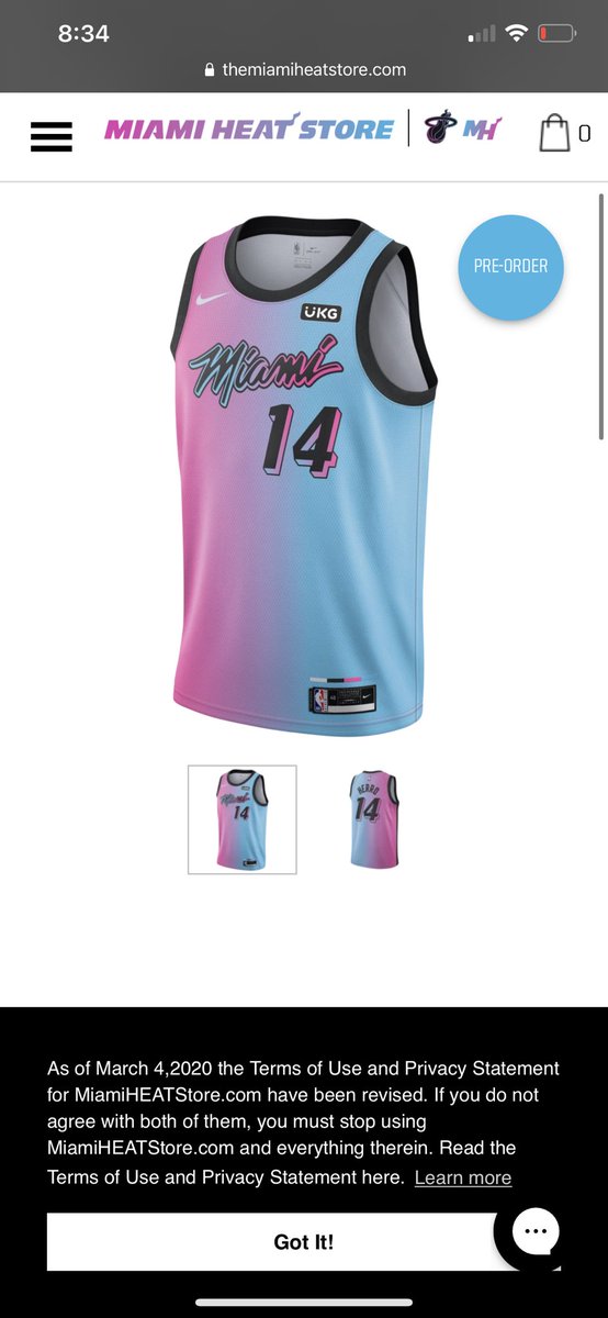 _DonGarcia's tweet photo. I asked for this for Christmas and instead got this @MiamiHEAT @raf_tyler @HeatvsHaters  (really did get it though my fam stay w the jokes 😂😂😂) https://t.co/DAMp0F2zMO