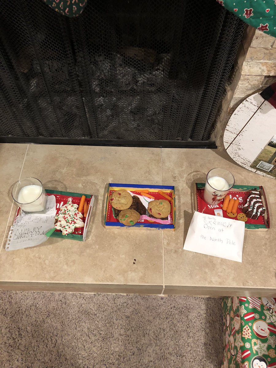 JoeThomas2059's tweet photo. Duty Calls. Stop judging me @mitchell_gms #Santa #ChristmasEve https://t.co/Dc40i9geF9