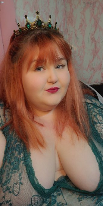 🌻𝔾𝕖𝕞𝕞𝕒🌻 - 💙I deserve to be spoiled💙 💜Check out my Onlyfans..💜 💙Or just send me money💙 💜Whichever 💜 💙Insta: Gemma_skye01💙 💜Cashapp: $Gemmaskye0💜 💙Follow me, I follow back SWs💙 https://t.co/CdhTMD9M1K