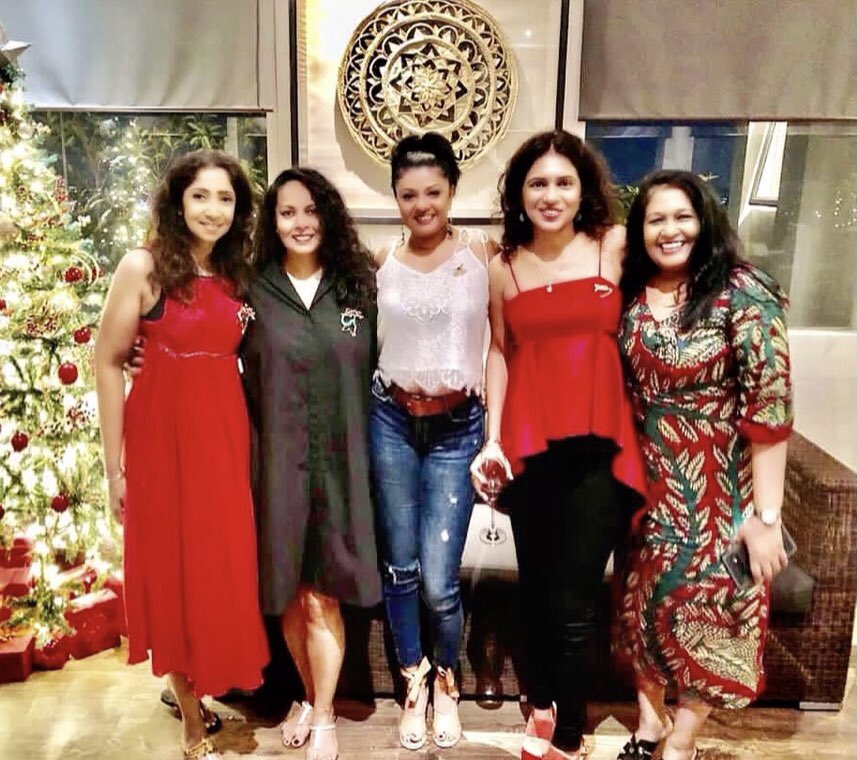 gita_mathew's tweet photo. Love you guys for all the special times ♥️
#Angeline #Dhanila #Nirosha #Tehani https://t.co/1tt21RbAae