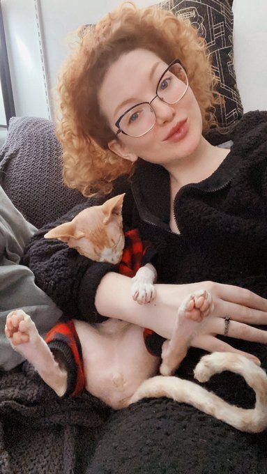 My cat is OUT https://t.co/nOUPoAWdsb
