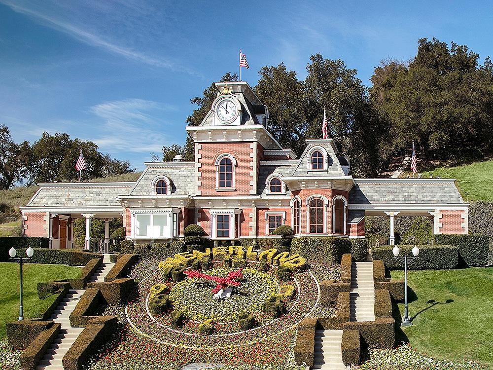 Michael Jackson's Neverland Ranch sold for knockdown price