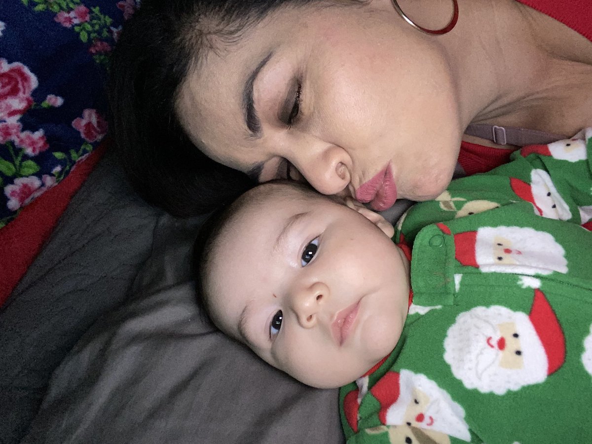 casanovakiss's tweet photo. Merry Christmas my sweet boy 🎄💙 #BabysFirstChristmas #levijames #myheart #mommasboy #ThankYouJesus https://t.co/C6IOaydu5b