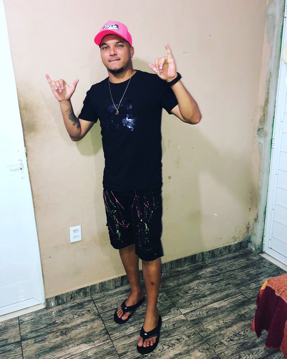 Digaocrfff's tweet photo. Feliz natal.🥰🎅 https://t.co/ry1ZoxpMbz
